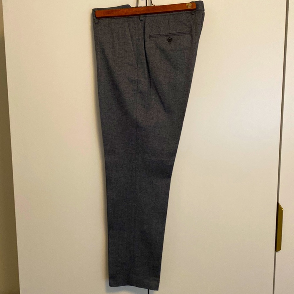 Never worn “Bowery” pants from J.Crew in slate blue herringbone wool. 34”x30”